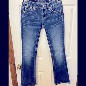 Women’s Miss Me Jeans size 27 boot in EUC!